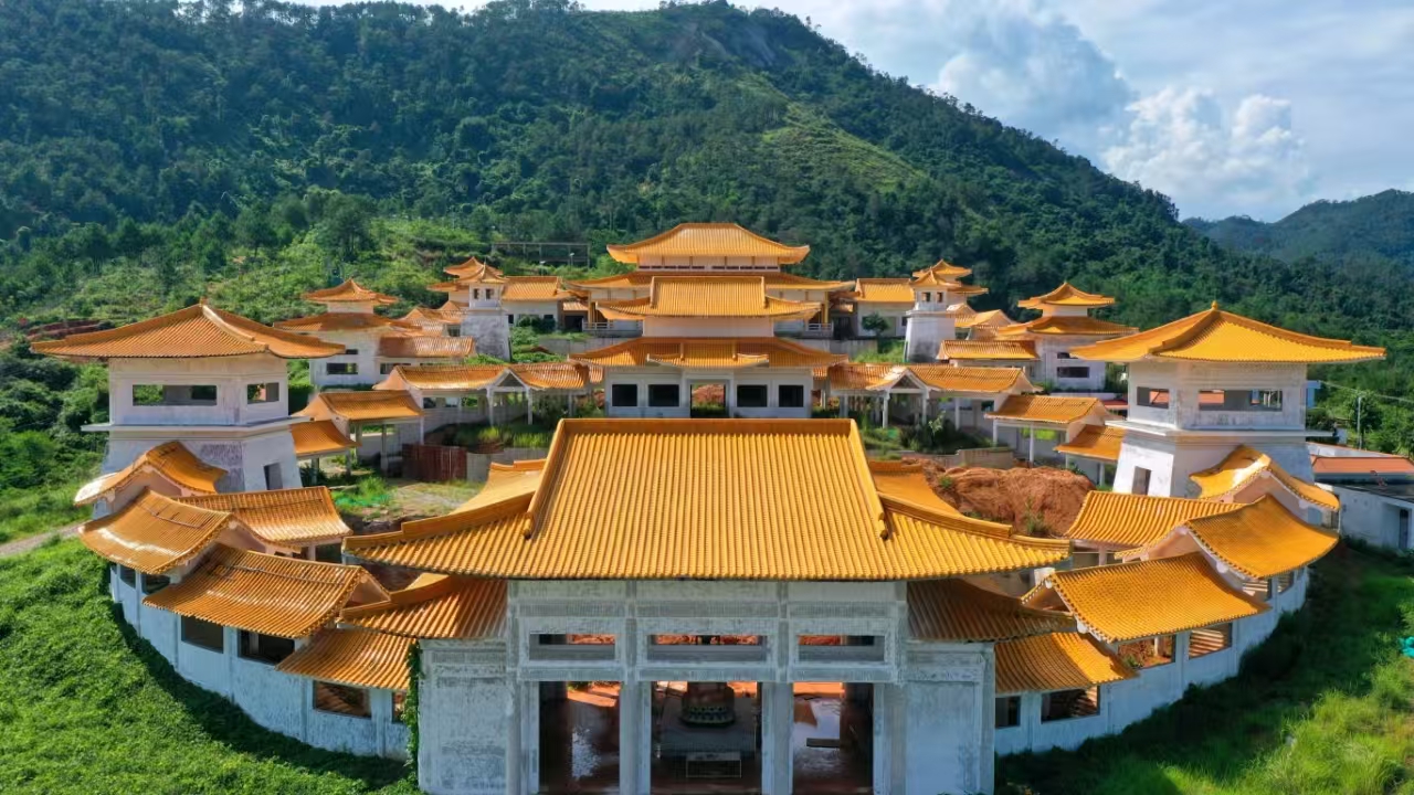 肇庆怀集·六祖禅院 | 琉璃加冕，，，，，，，，千年禅光耀岭南